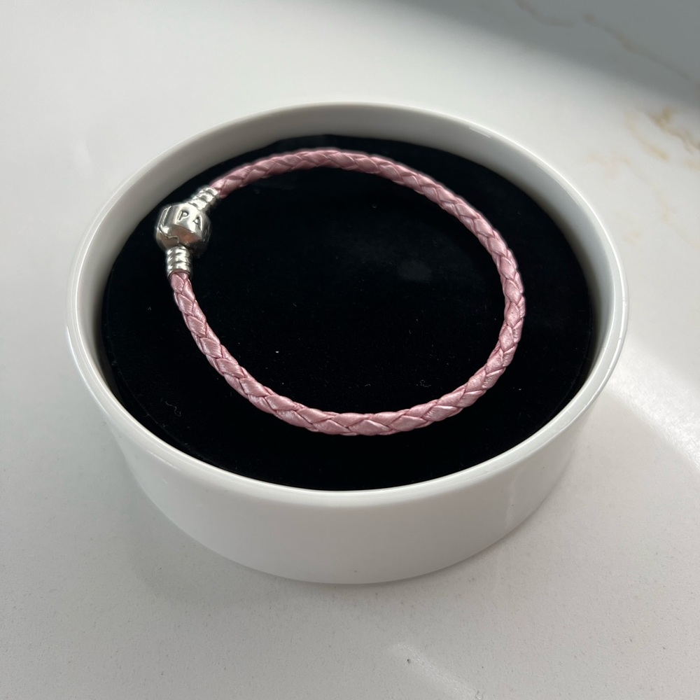 Pandora Bracelet 💗🌸